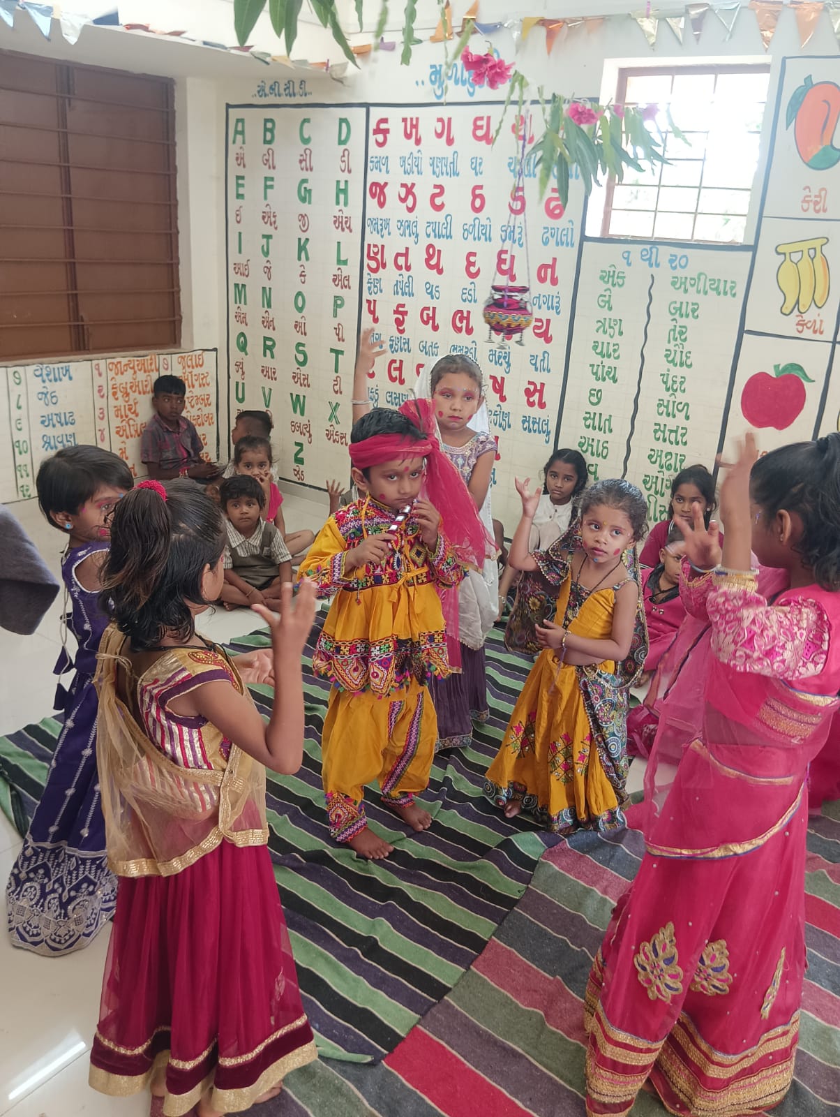 દેવગઢબારિયા ઘટક-૩ની તમામ આંગણવાડીઓમાં જન્માષ્ટમીની ભવ્ય ઉજવણી - Image 2